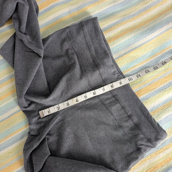 Gap Body Y2K Gray Cropped Yoga Pants Medium - Picture 6 of 10